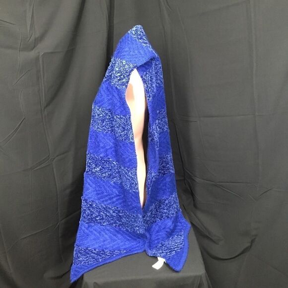 Rebecca Minkoff Blocked Yarn Muffler (F2) - Picture 3 of 5